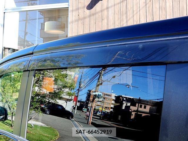 Nissan SERENA 2015-05 7060656-11