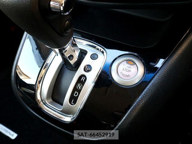 Nissan SERENA 2015-05 7060656-24