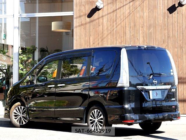 Nissan SERENA 2015-05 7060656-2