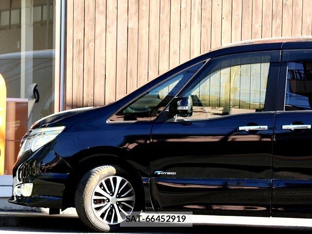 Nissan SERENA 2015-05 7060656-7