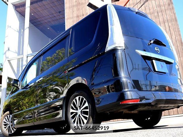 Nissan SERENA 2015-05 7060656-8