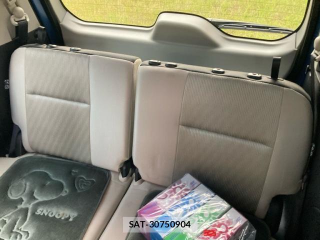 Nissan SERENA 2017-03 7060665-11