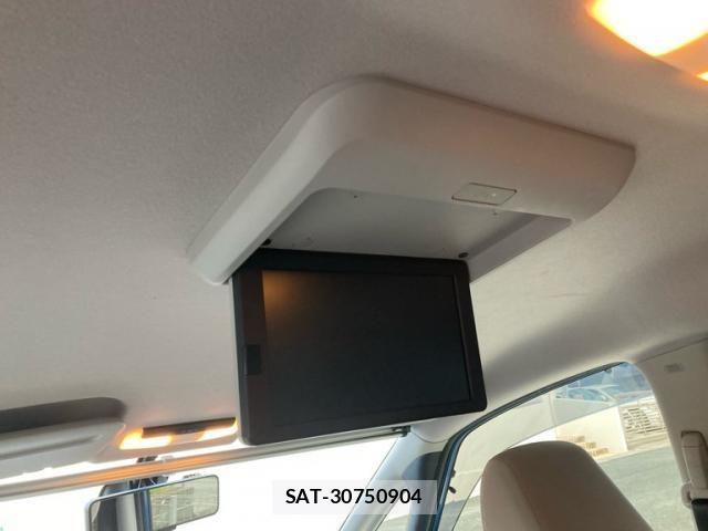 Nissan SERENA 2017-03 7060665-13