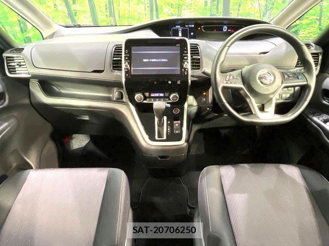 Nissan SERENA 2017-10 7060647-1