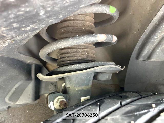 Nissan SERENA 2017-10 7060647-19