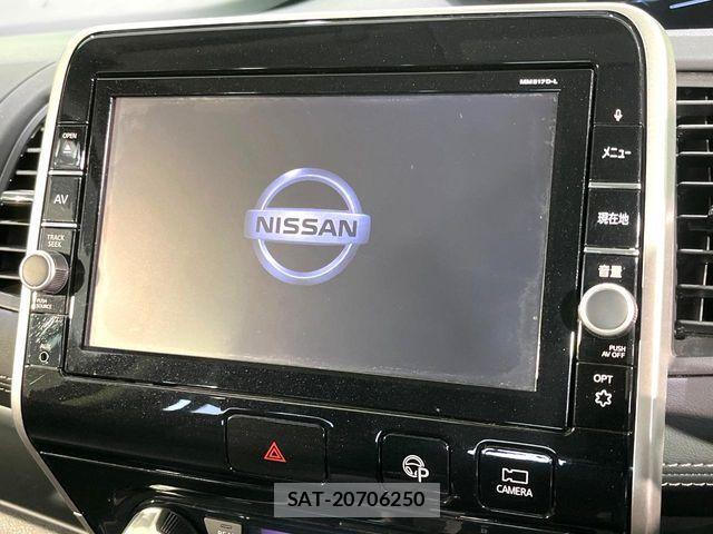 Nissan SERENA 2017-10 7060647-2