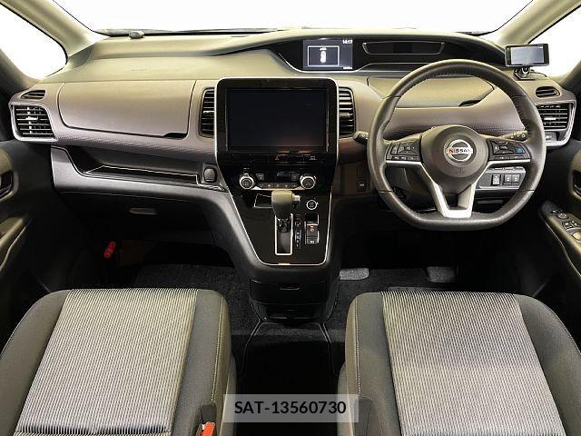 Nissan SERENA 2022-03 7059444-1
