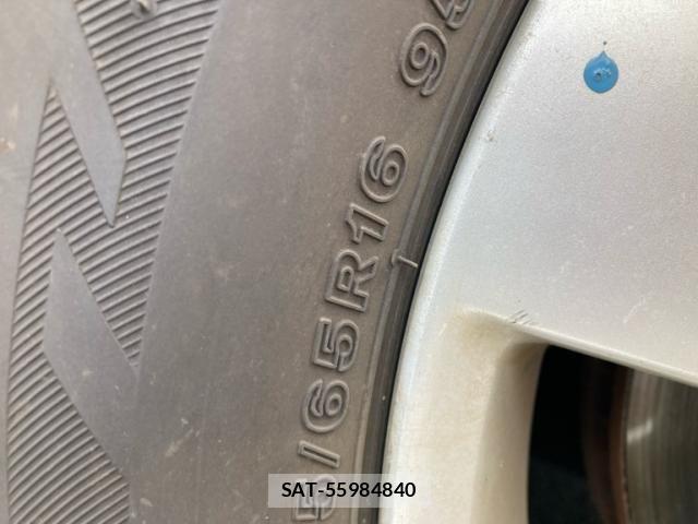 Nissan SERENA 2013-08 7060684-4