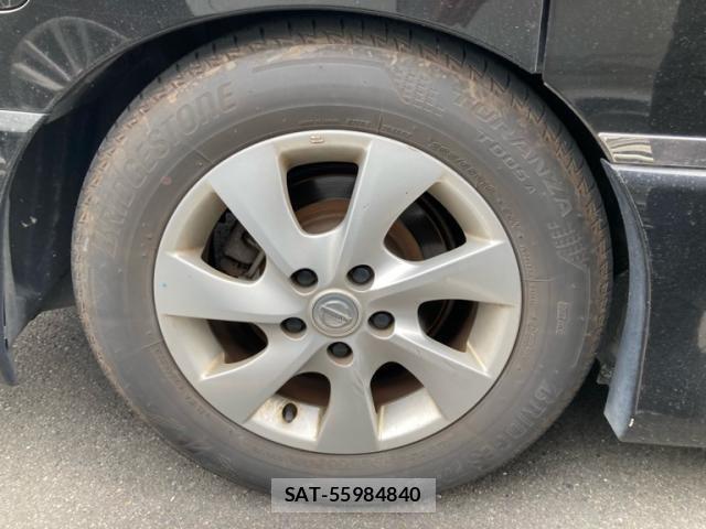 Nissan SERENA 2013-08 7060684-5