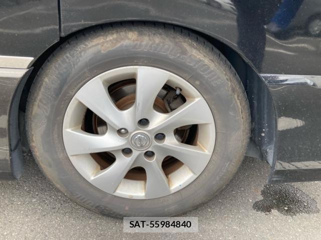 Nissan SERENA 2013-08 7060684-6