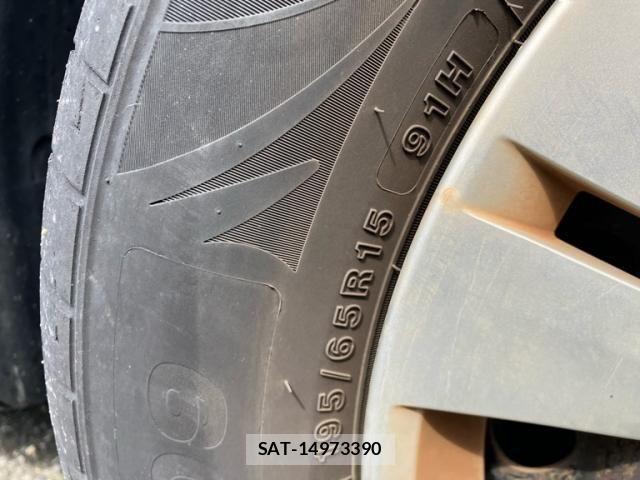 Nissan SERENA 2013-12 7060682-8