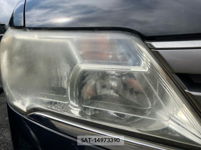 Nissan SERENA 2013-12 7060682-10