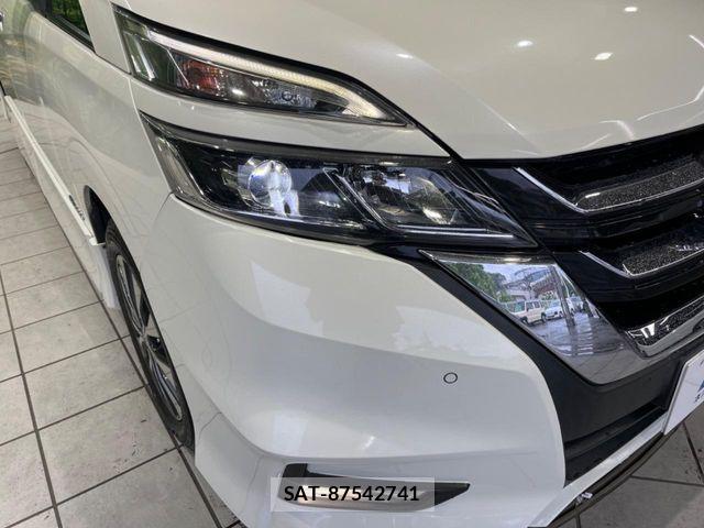 Nissan SERENA 2017-09 7060660-12