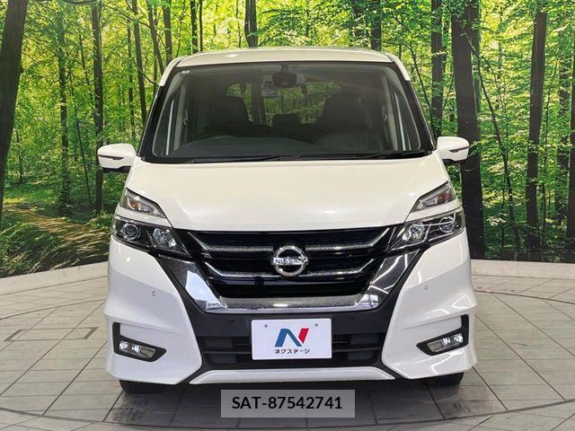 Nissan SERENA 2017-09 7060660-14