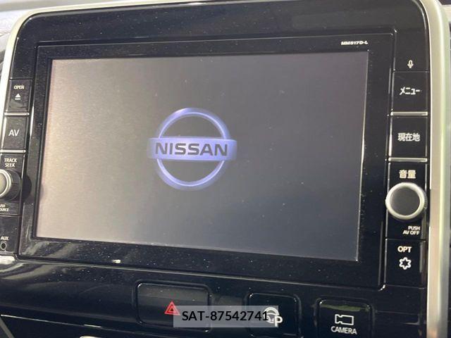 Nissan SERENA 2017-09 7060660-2
