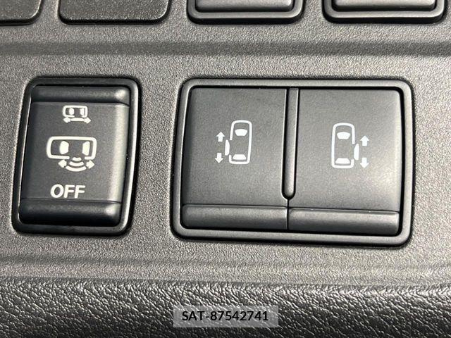 Nissan SERENA 2017-09 7060660-4