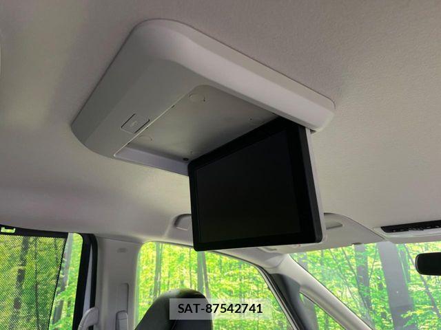 Nissan SERENA 2017-09 7060660-5