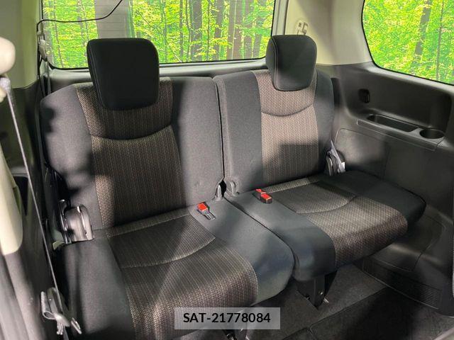 Nissan SERENA 2015-10 7060670-9