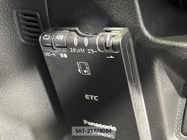 Nissan SERENA 2015-10 7060670-6