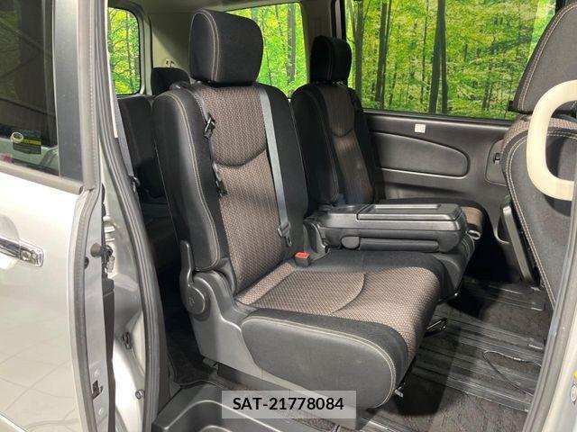 Nissan SERENA 2015-10 7060670-8