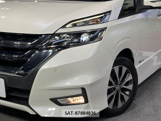 Nissan SERENA 2017-11 7060643-12