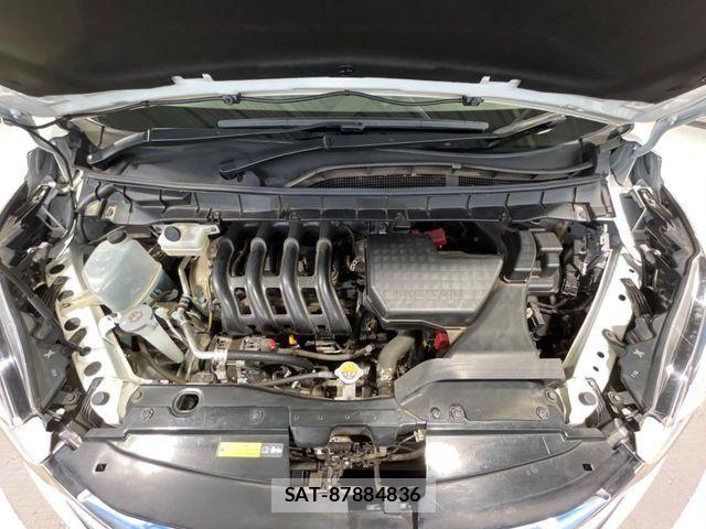 Nissan SERENA 2017-11 7060643-18