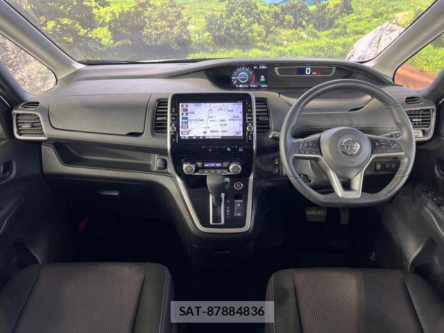 Nissan SERENA 2017-11 7060643-1