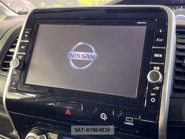 Nissan SERENA 2017-11 7060643-3