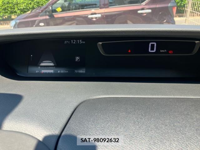 Nissan SERENA 2016-10 7060669-15