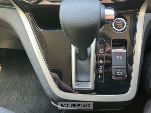Nissan SERENA 2016-10 7060669-20