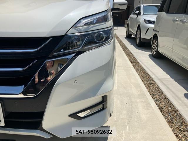 Nissan SERENA 2016-10 7060669-8