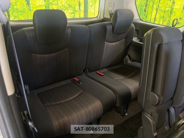 Nissan SERENA 2015-06 7060661-10