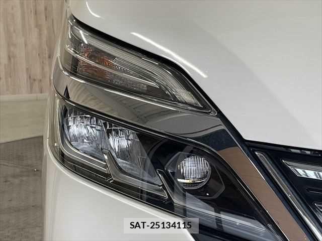 Nissan SERENA 2021-08 7060646-23