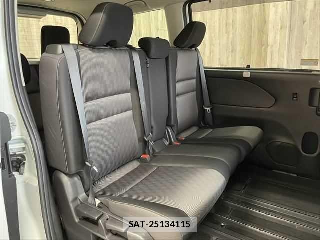 Nissan SERENA 2021-08 7060646-8