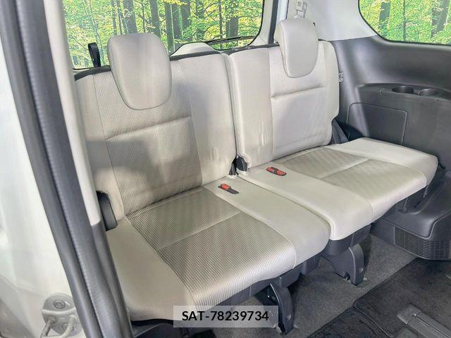 Nissan SERENA 2017-09 7224871-9