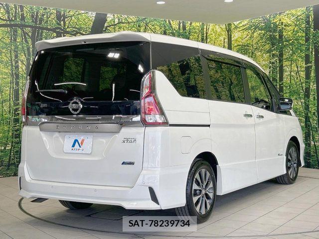 Nissan SERENA 2017-09 7224871-16