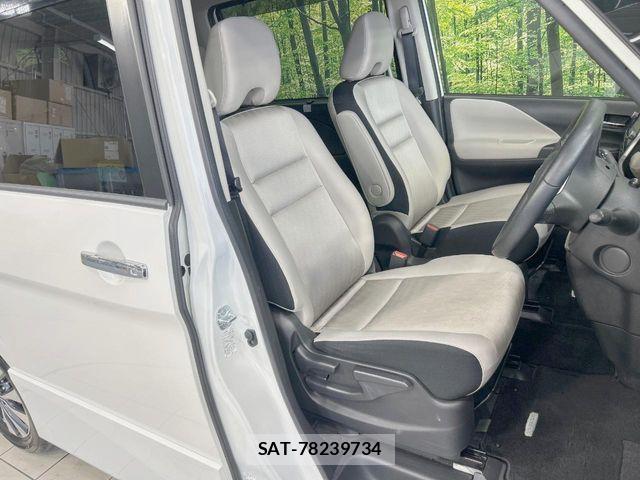Nissan SERENA 2017-09 7224871-7