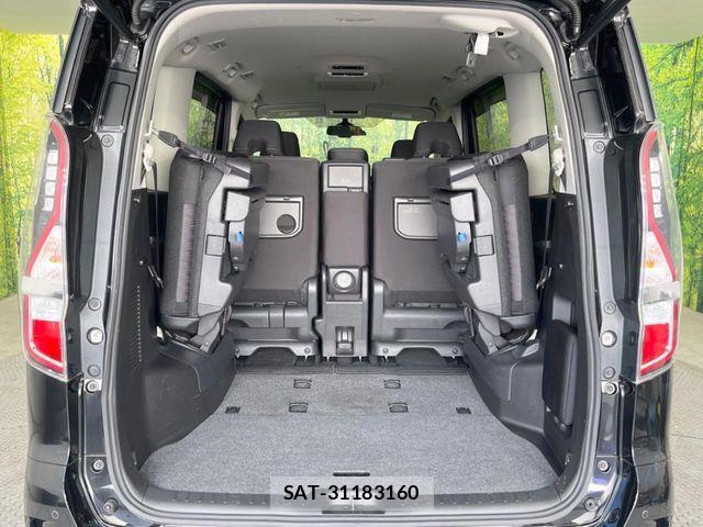 Nissan SERENA 2019-11 7224899-10