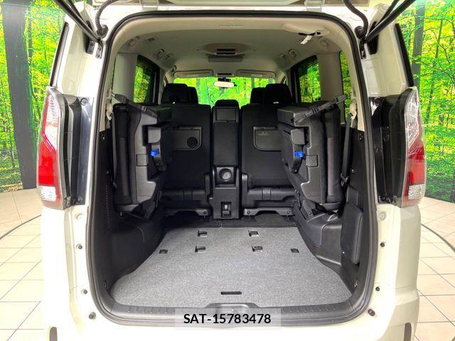 Nissan SERENA 2018-05 7224878-10