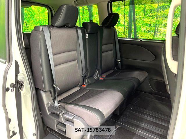Nissan SERENA 2018-05 7224878-8