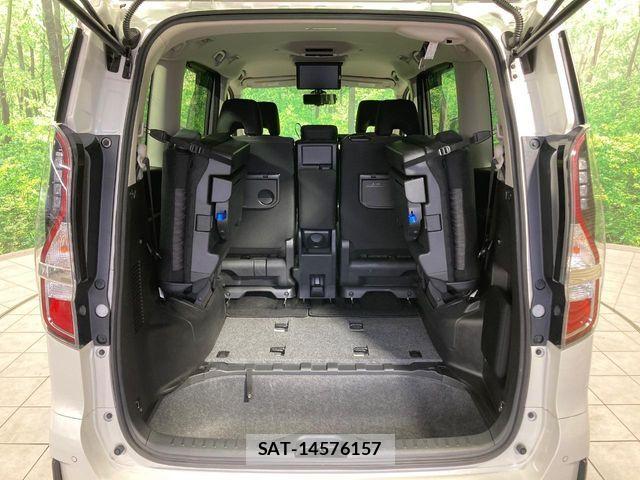 Nissan SERENA 2021-05 7215717-10