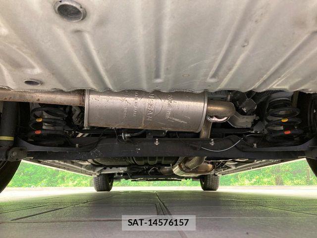 Nissan SERENA 2021-05 7215717-18