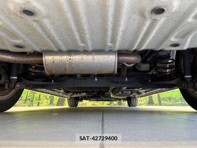 Nissan SERENA 2015-07 7224814-18