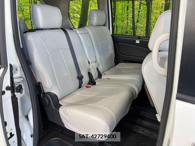 Nissan SERENA 2015-07 7224814-8