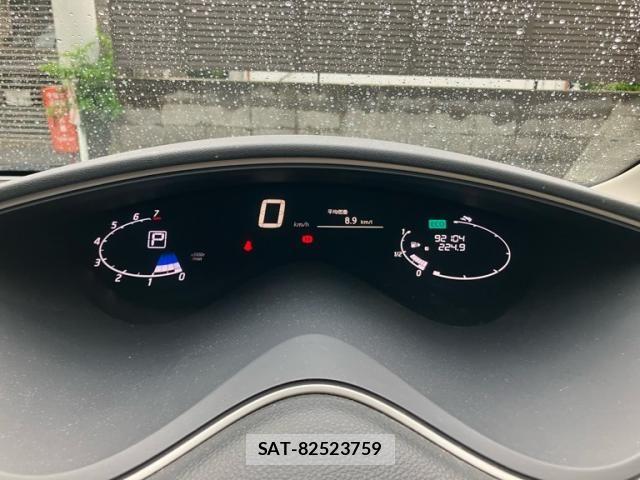 Nissan SERENA 2013-08 7218012-19