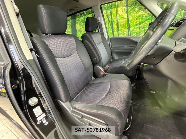 Nissan SERENA 2013-07 7224794-7
