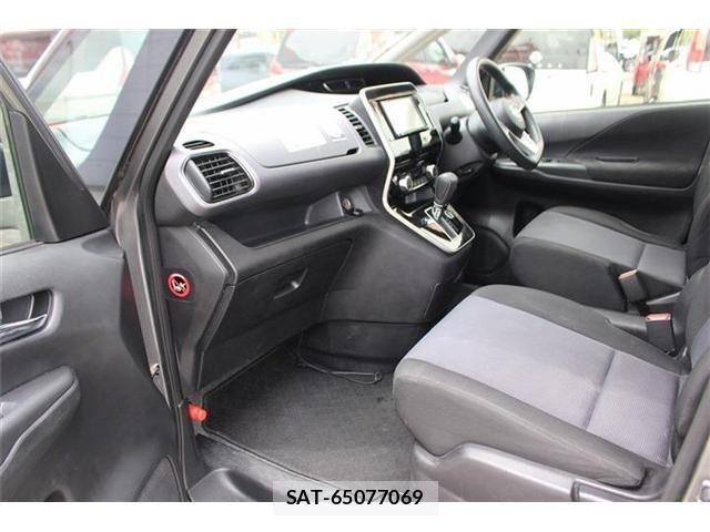 Nissan SERENA 2019-11 7224901-28
