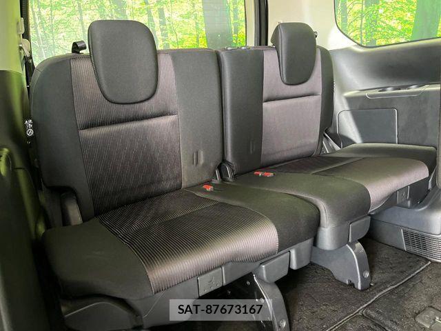 Nissan SERENA 2017-01 7224848-9