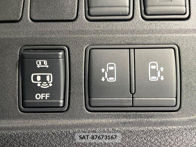 Nissan SERENA 2017-01 7224848-6