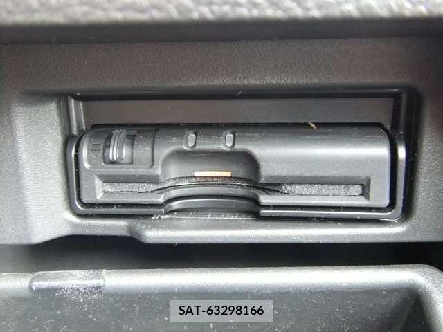 Nissan SERENA 2015-09 7224824-18